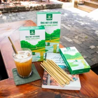 phát triển kinh tế xanh, ống hút cỏ bàng, ống hút cỏ